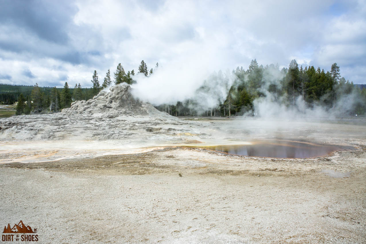 The Ultimate Yellowstone Trip Planning Guide - Dirt In My Shoes