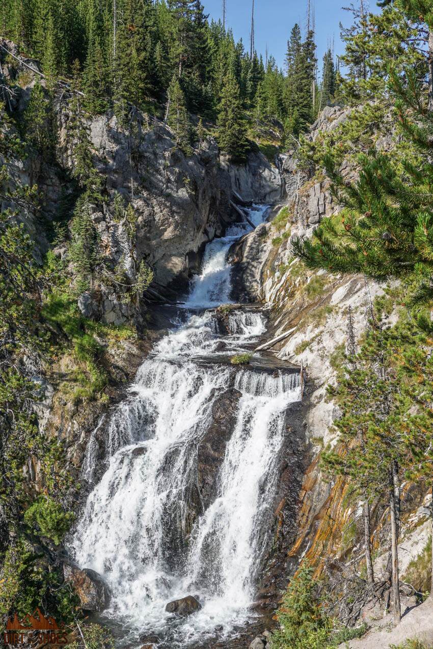 The Best Easy Hikes in Yellowstone National Park Dirt In My Shoes