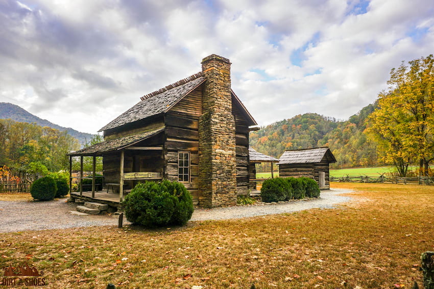 Is Great Smoky Mountains National Park Open Year-Round? Weather, Hours ...